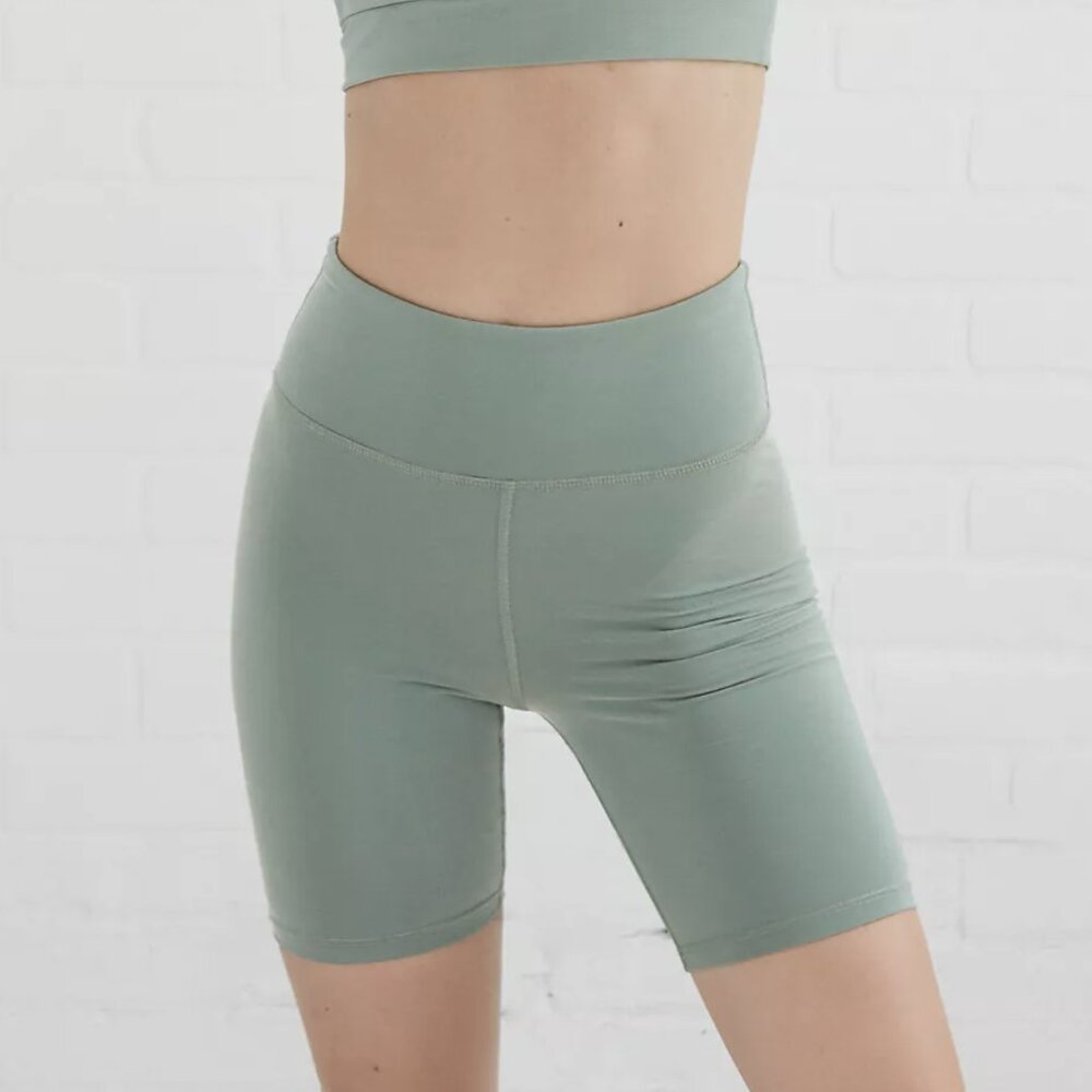 Twenty Montreal NWT High Waist Biker Shorts Sage Green Size S Athleisure